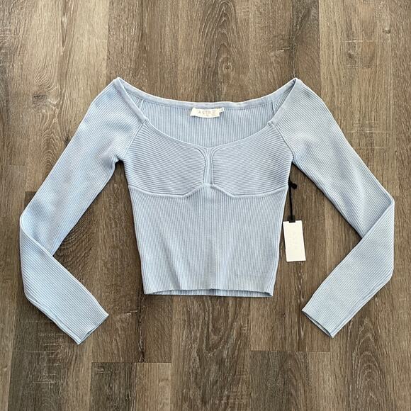 NWT ASTR The Label Harlie Off Shoulder Cropped Sweater Light Blue - Size: Medium - Picture 7 of 7